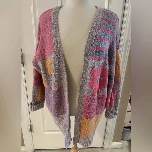 Sincerely Jules-NWT- color block floral sweater-size S - Picture 1 of 5